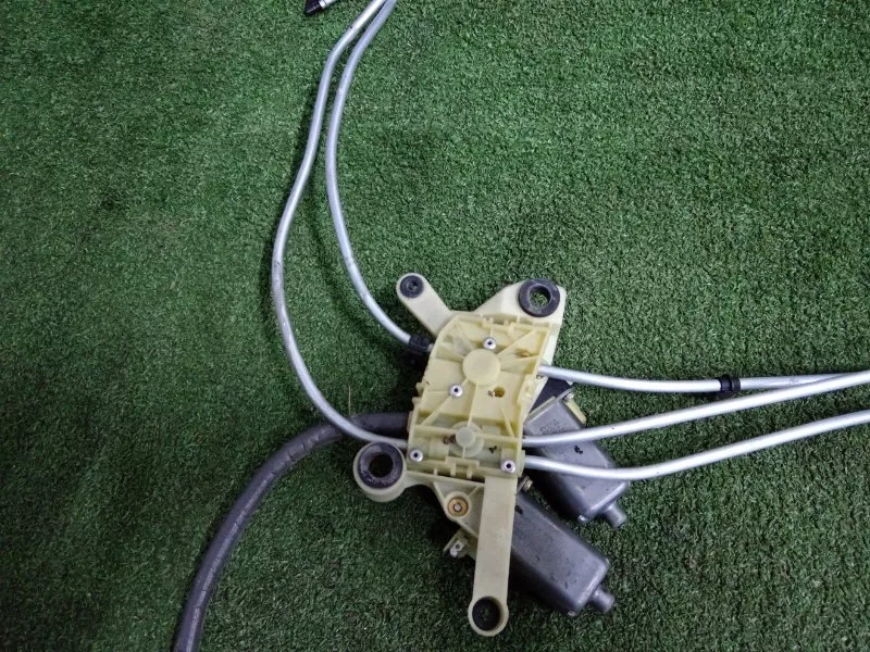 Моторчик шторки двери BMW 7-Series 2002 51168381523 E65/E66, задний правый