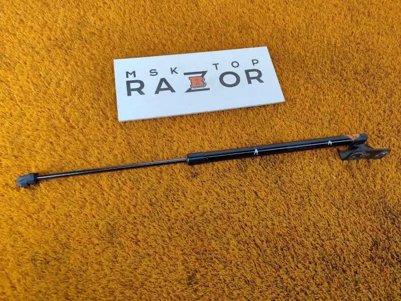 Амортизатор багажника