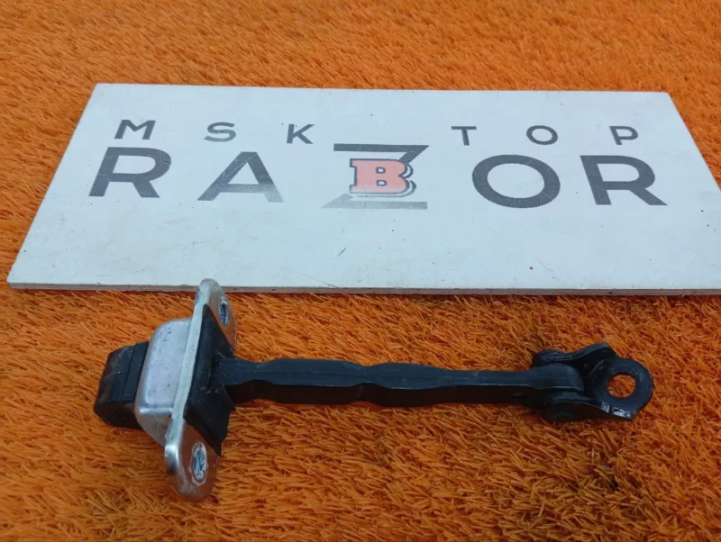 Ограничитель двери