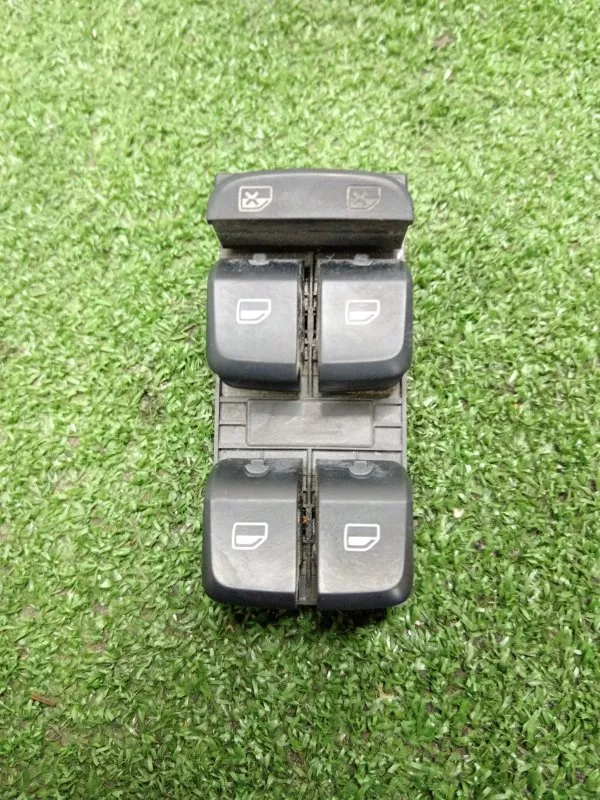 Блок управления стеклоподъемниками