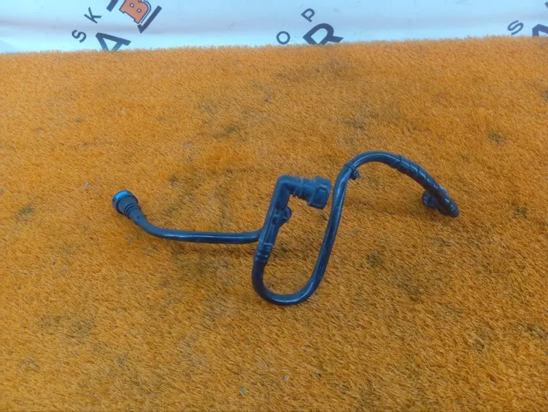 Трубка топливная