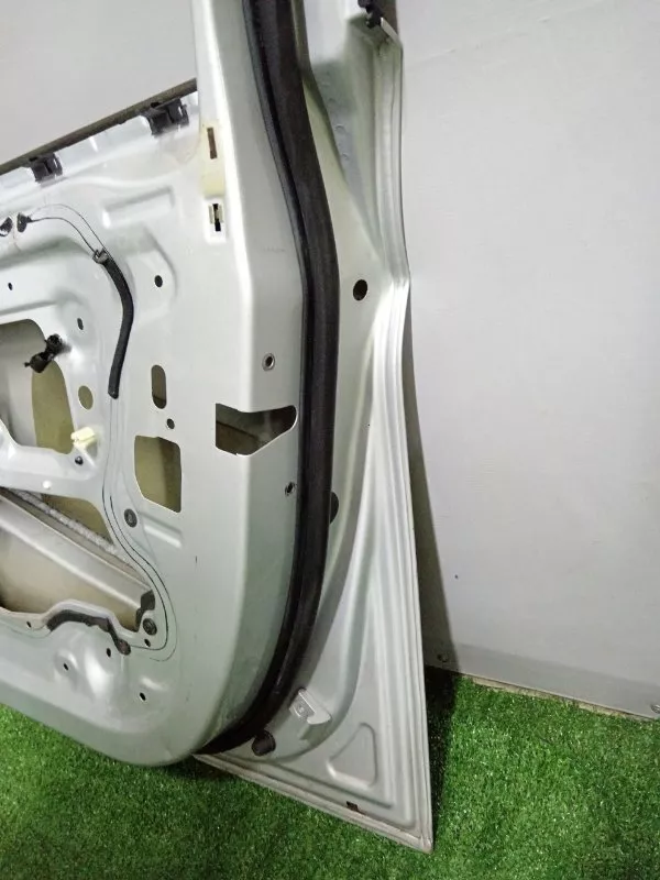 Дверь BMW 3-Series 2007 41007203644 E90, передняя правая