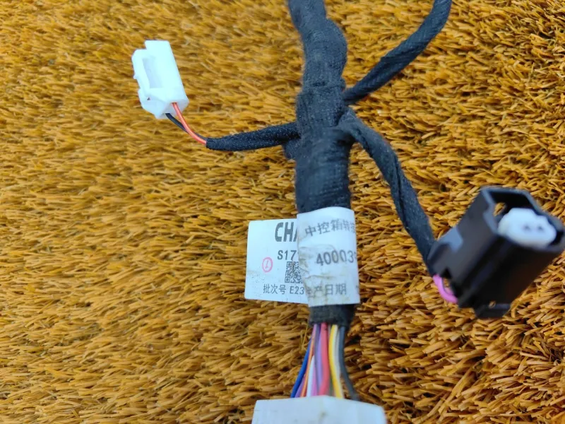 Проводка центральной консоли