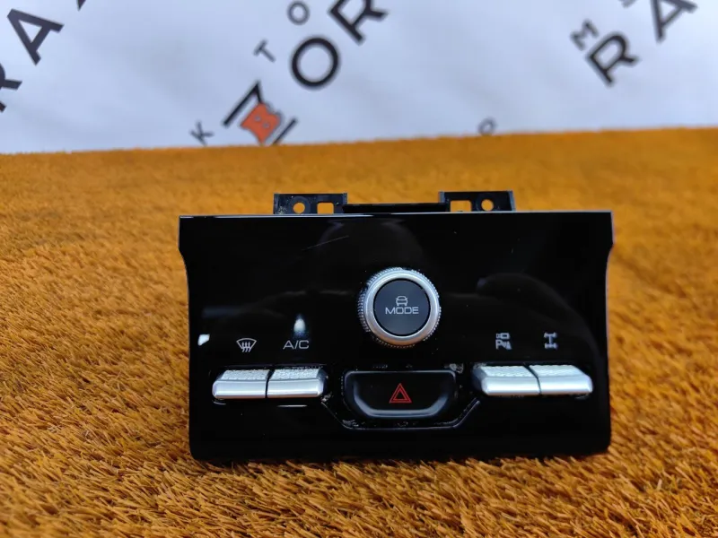 Блок управления климат-контролем