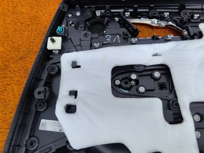 Обшивка двери