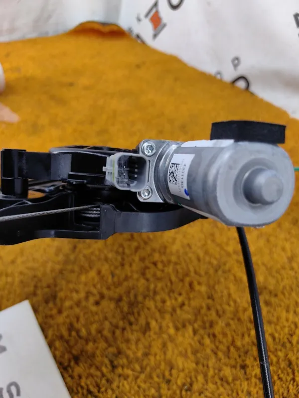 Стеклоподъемник