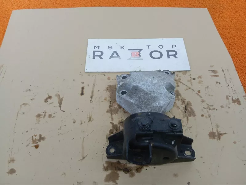 Опора двигателя