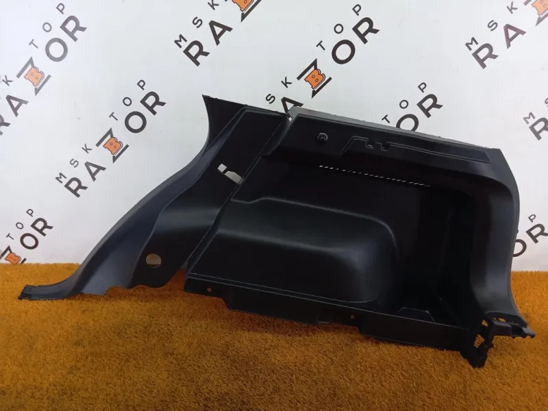 Обшивка багажника