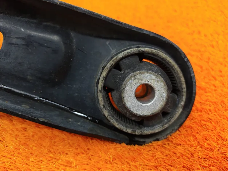 Рычаг подвески