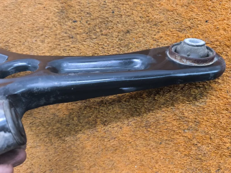 Рычаг подвески