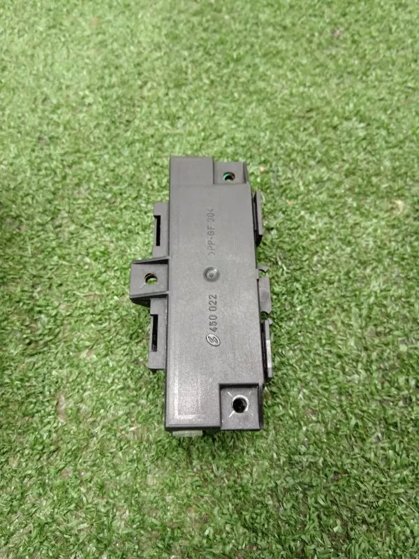 Блок управления подсветкой двери