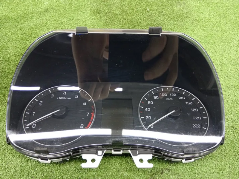 Панель приборов