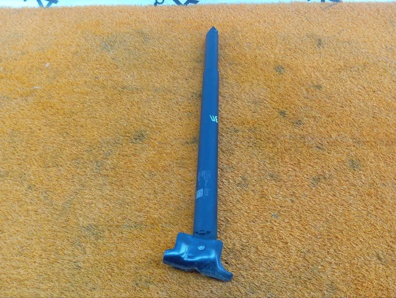 Амортизатор багажника