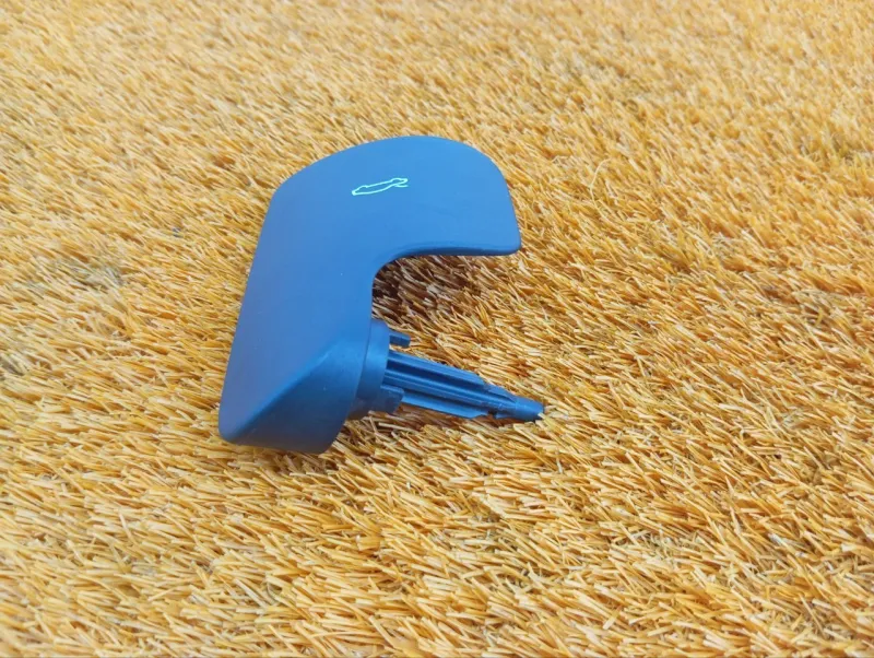 Ручка открывания капота