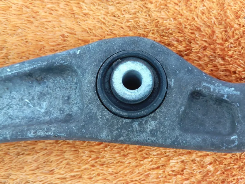 Рычаг подвески