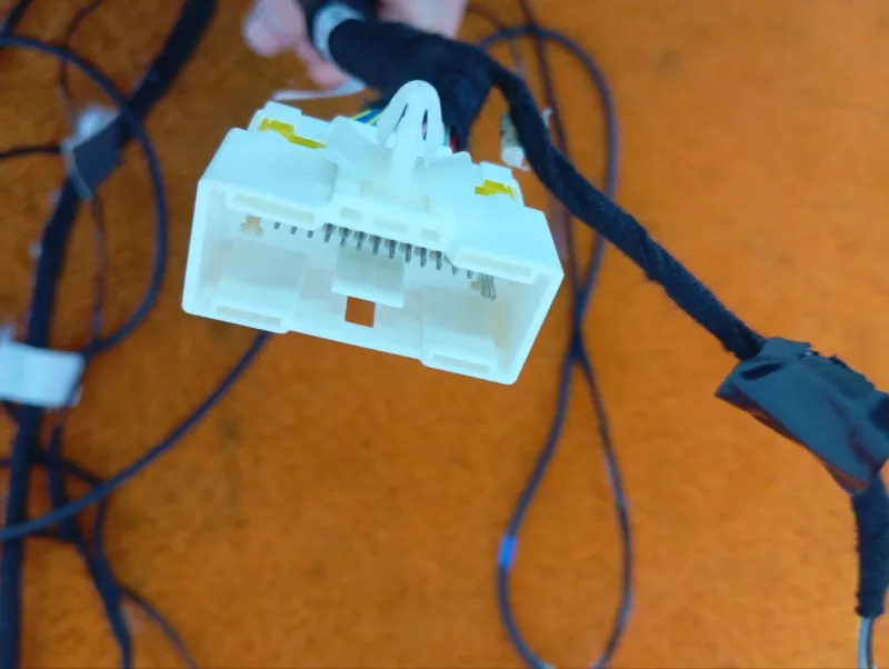 Проводка потолка