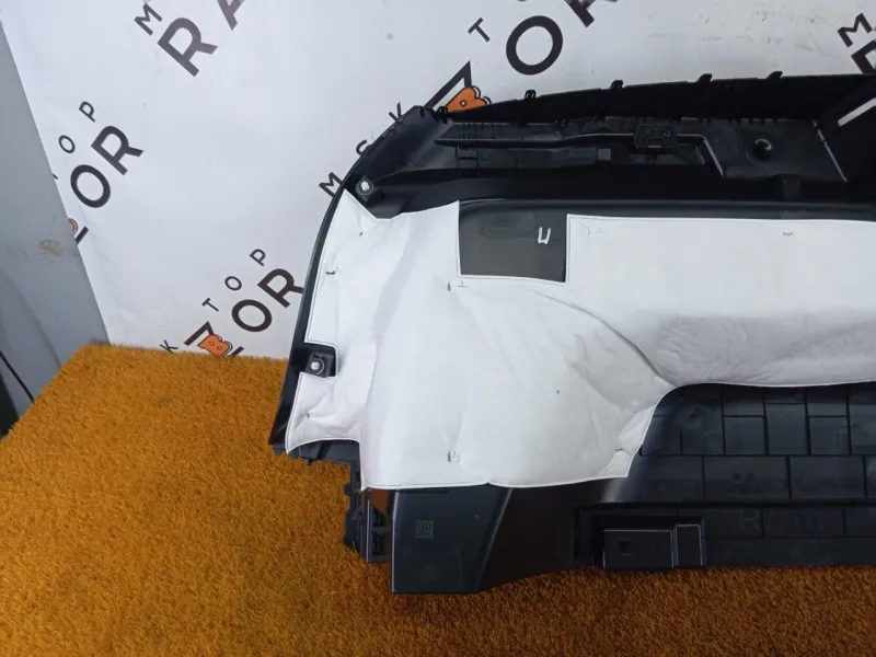 Обшивка багажника