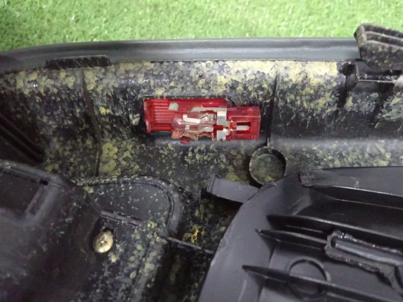 Обшивка двери Audi A6 2003 4B0971035F C5, передняя правая