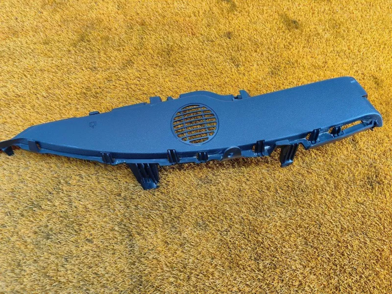 Обшивка багажника