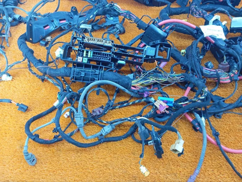 Проводка салона