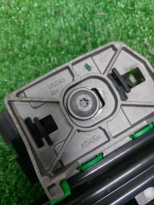 Стеклоподъемник Audi A5 2010 8T8839461 8T, задний левый