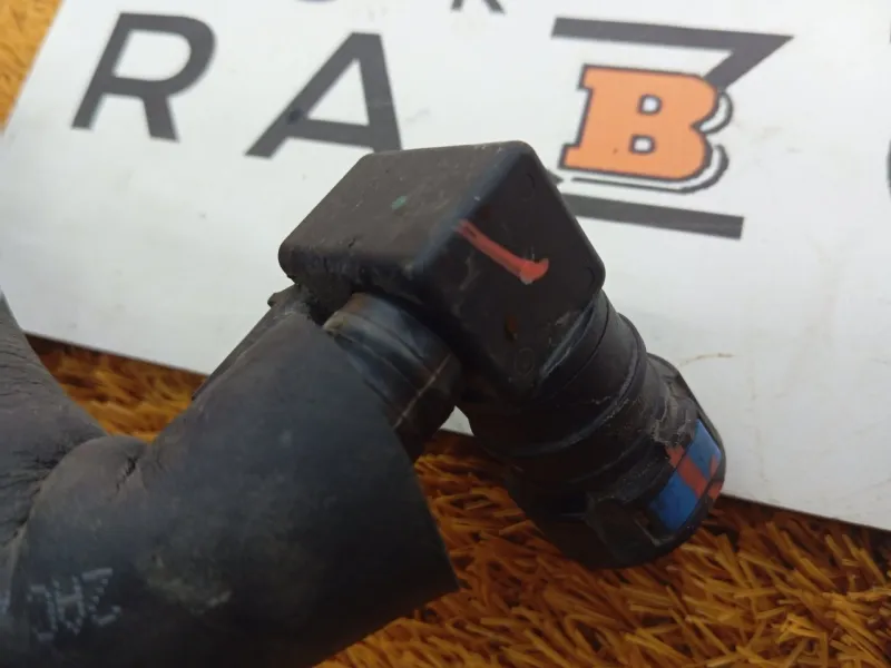 Трубка картерных газов