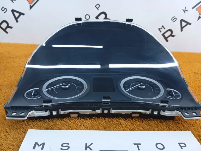 Панель приборов