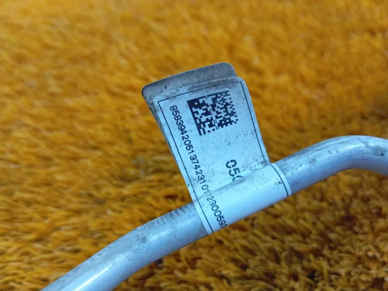 Трубка системы охлаждения