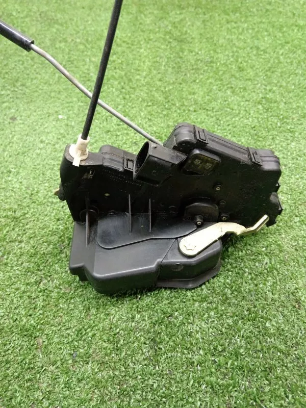 Замок двери