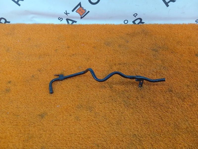 Трубка системы охлаждения