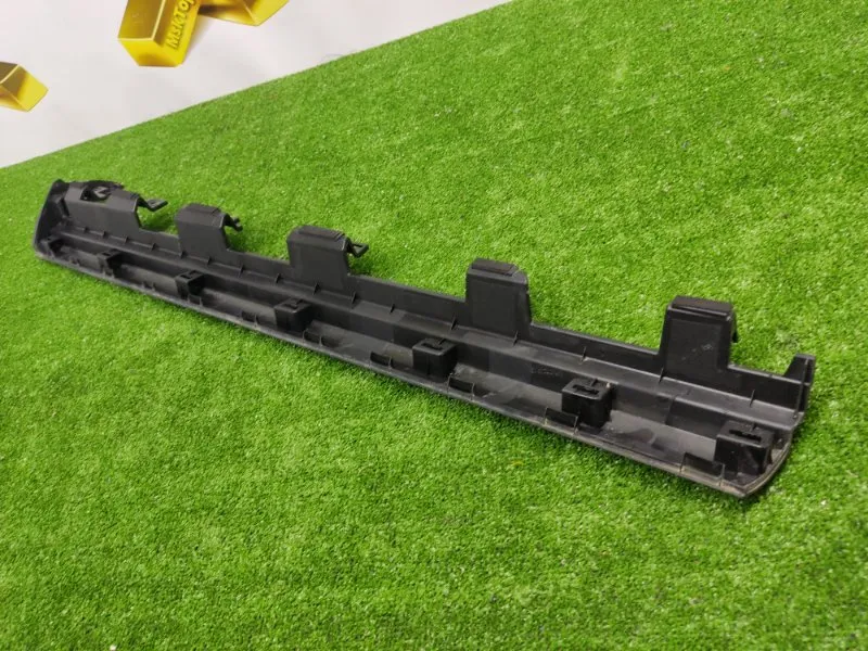 Молдинг двери