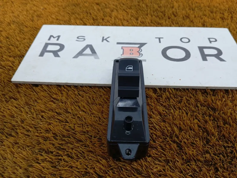 Кнопка стеклоподъемника