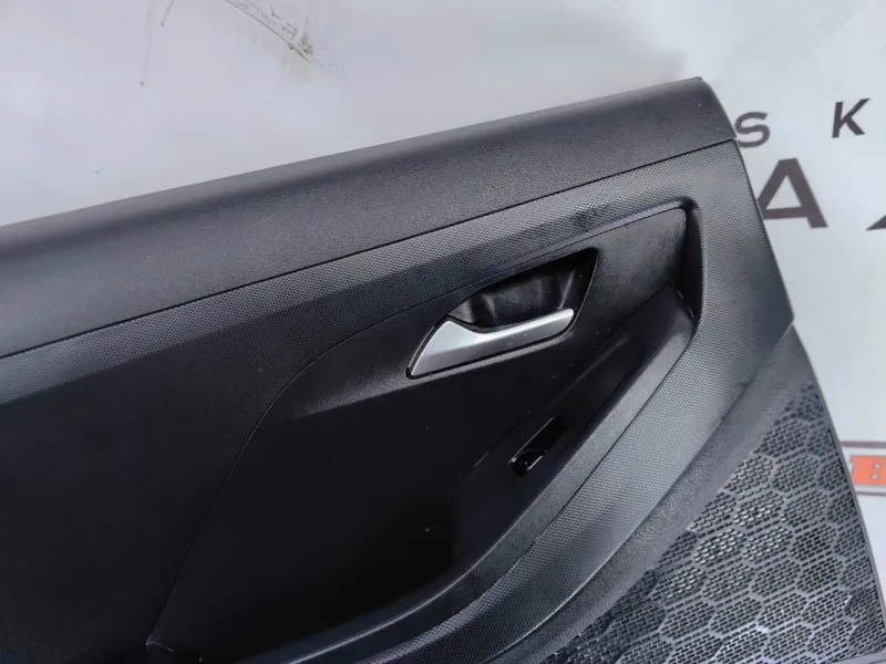 Обшивка двери