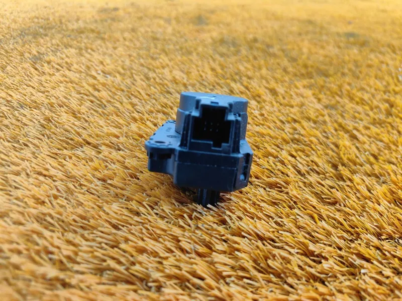 Моторчик заслонки печки