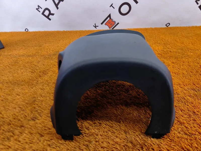 Кожух рулевой колонки