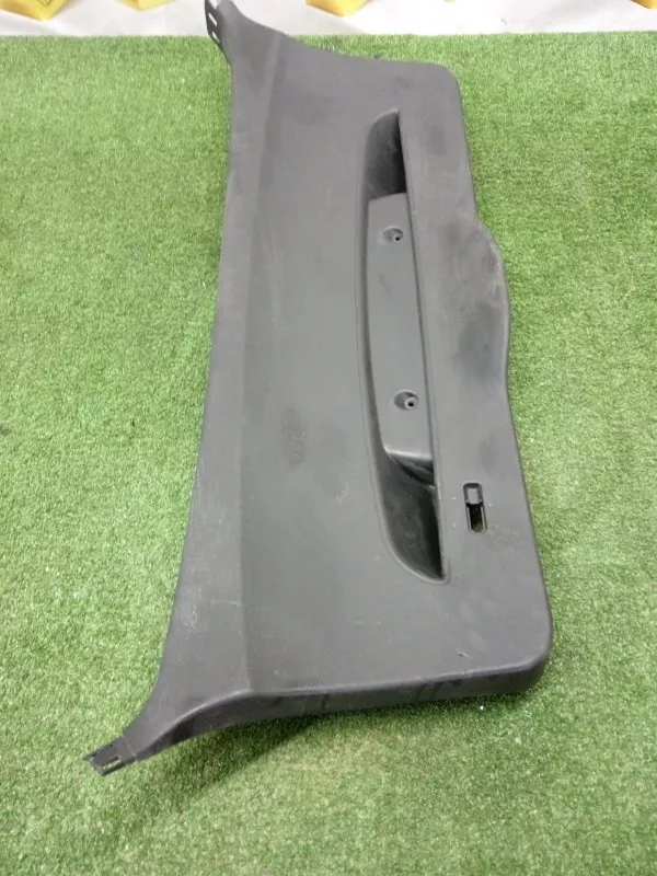 Обшивка двери багажника BMW 1-Series 2004 7060637 E87