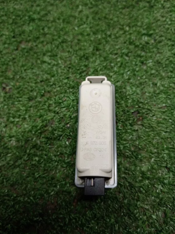 Плафон освещения багажника