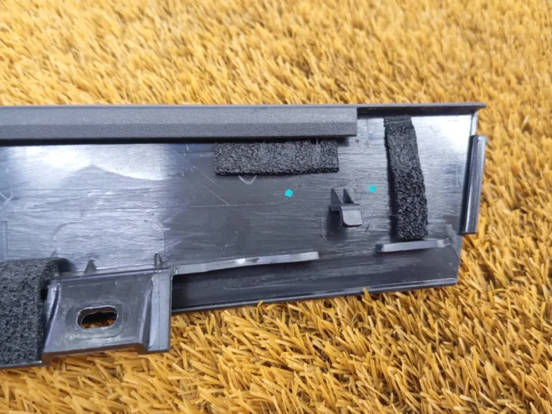 Молдинг двери