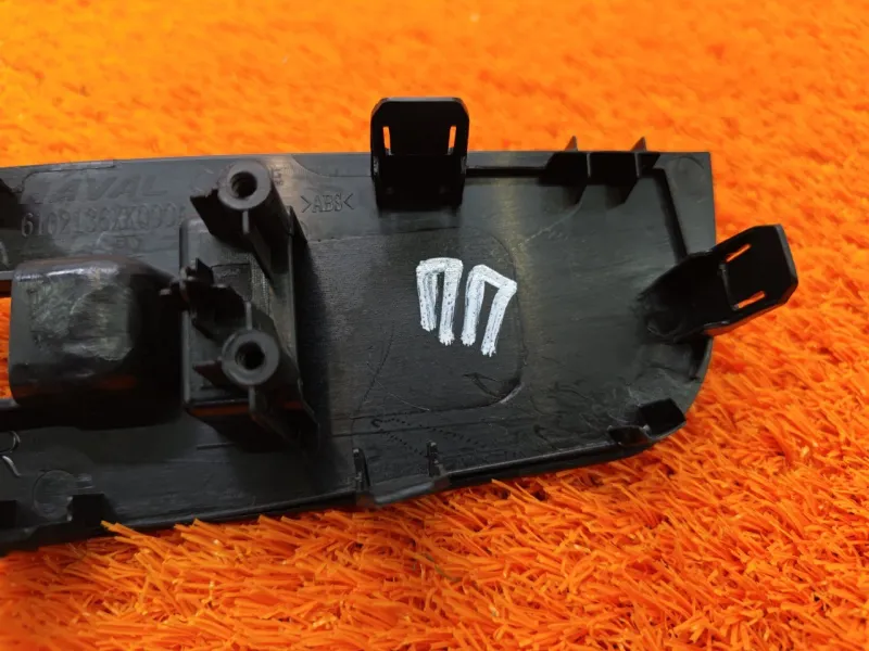 Молдинг двери