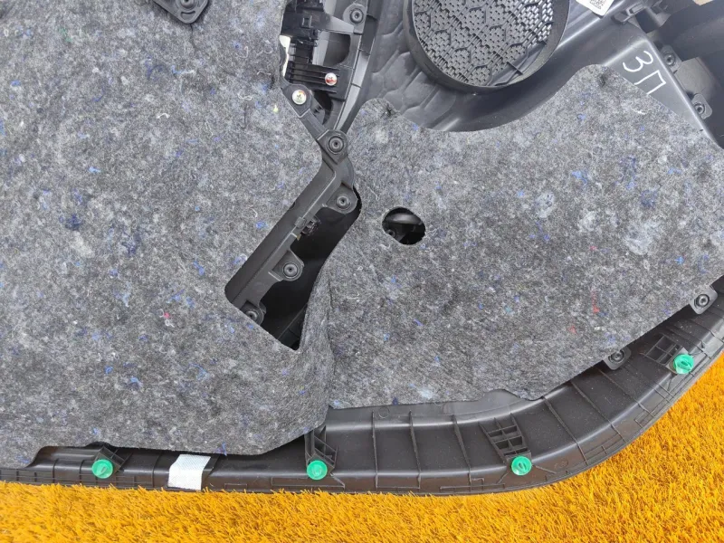 Обшивка двери