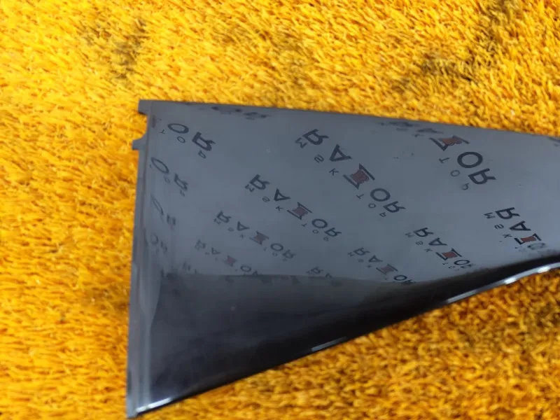 Молдинг двери