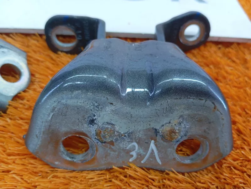 Петля двери Changan CS55 Plus 2024 6206010MK03 JL473ZQ7, задняя левая