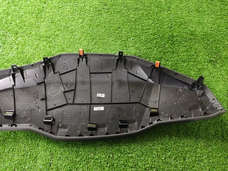 Накладка на торпедо