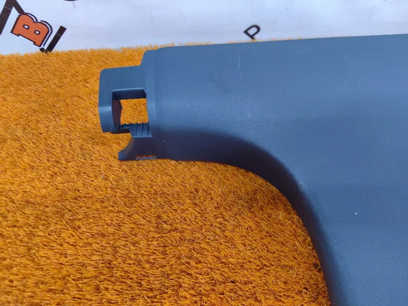 Обшивка центральной стойки