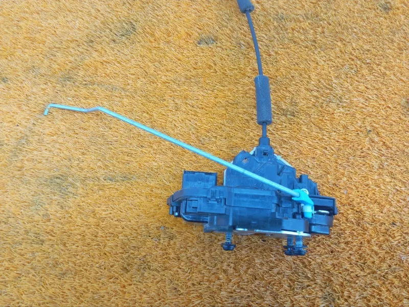 Замок двери