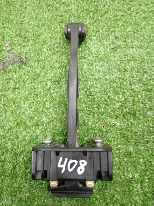 Ограничитель двери