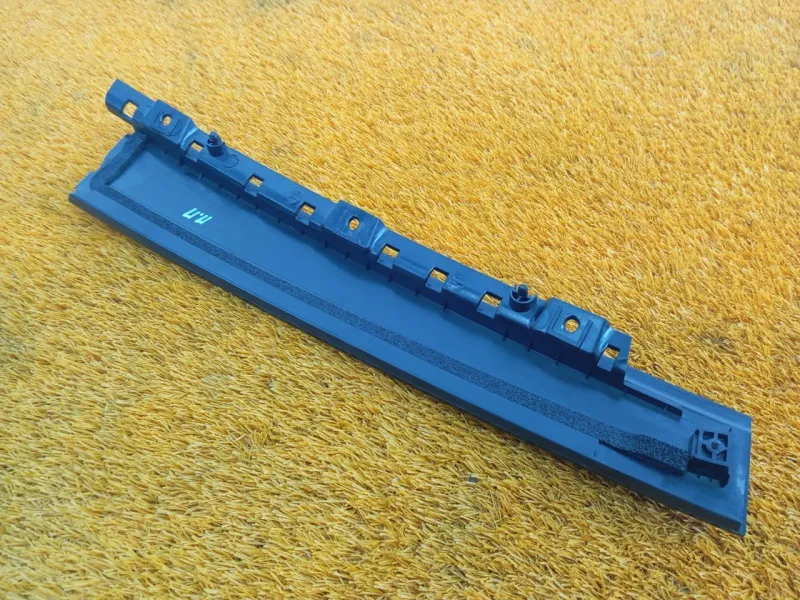 Молдинг двери