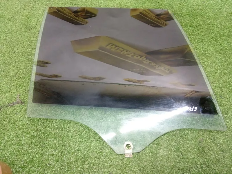 Стекло двери BMW X5 2005 51348402572 E53, заднее правое