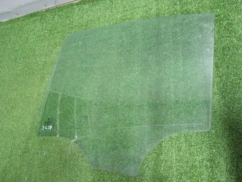 Стекло двери BMW 5-Series 2011 51357182125 F10, заднее левое