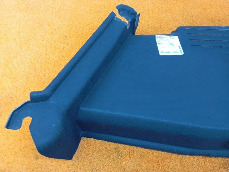 Обшивка багажника